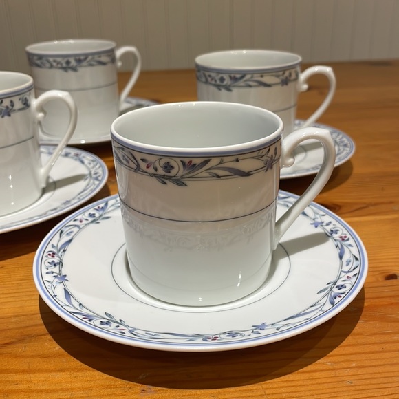 Christopher Stuart Y0217 Overture Fine China Cups and Saucers - Picture 1 of 15
